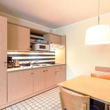 Grevenburg An Der Seebruecke 아파트 *